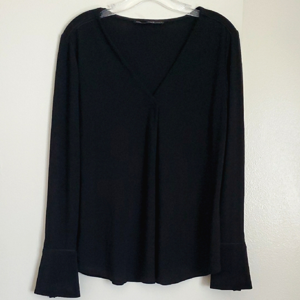White House Black Market Blouse Full Sleeves Black Size S